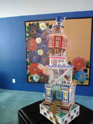 DOLLHOUSES/MAD10.jpg
