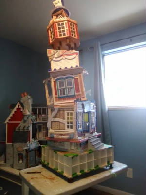 DOLLHOUSES/MAD10.jpg