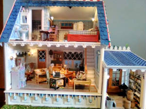 DOLLHOUSES/SHED8.jpg