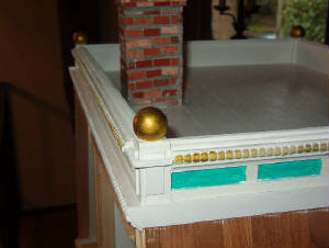 DOLLHOUSES/SHUT10.JPG