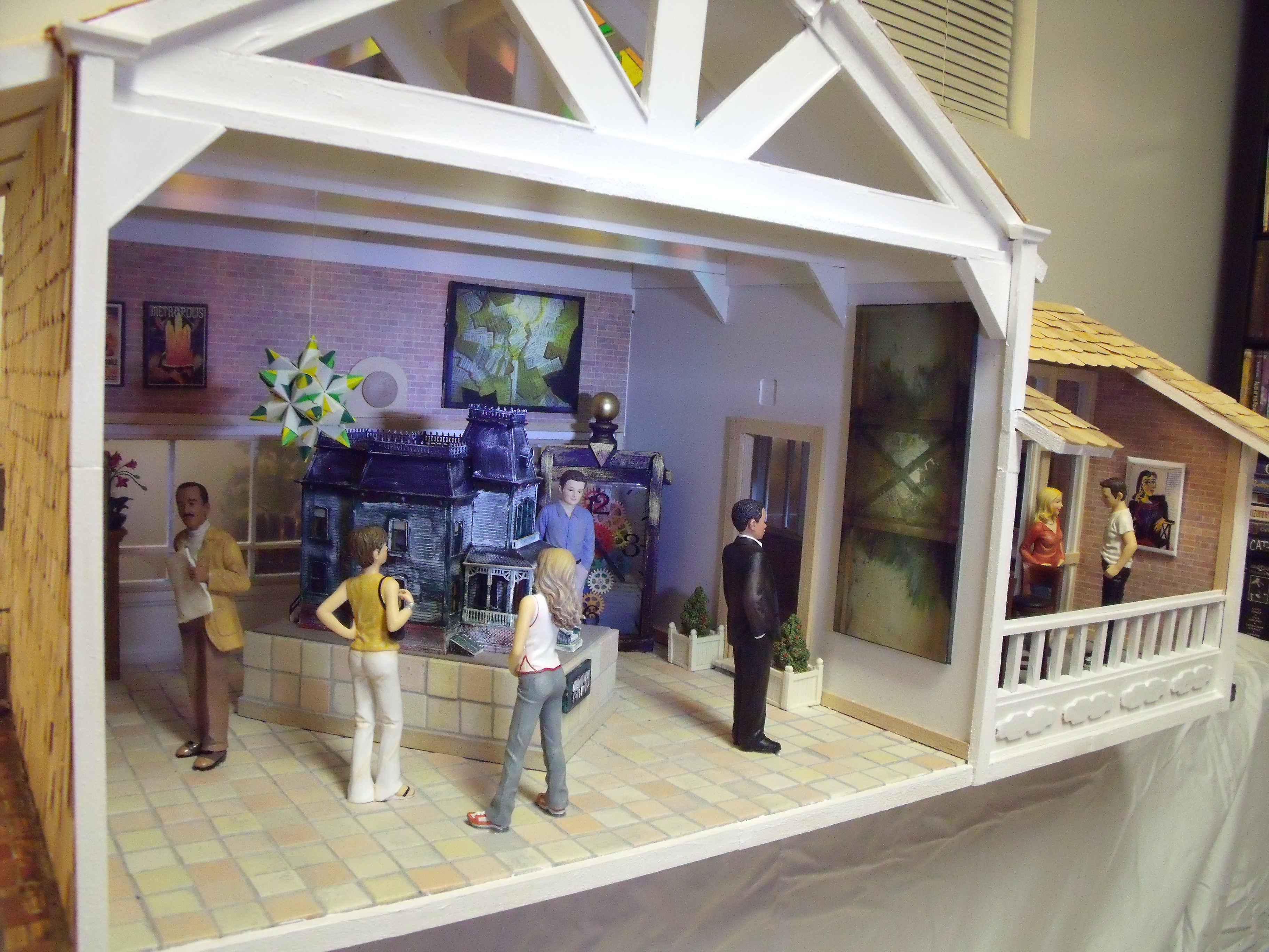 DOLLHOUSES/ART10.jpg