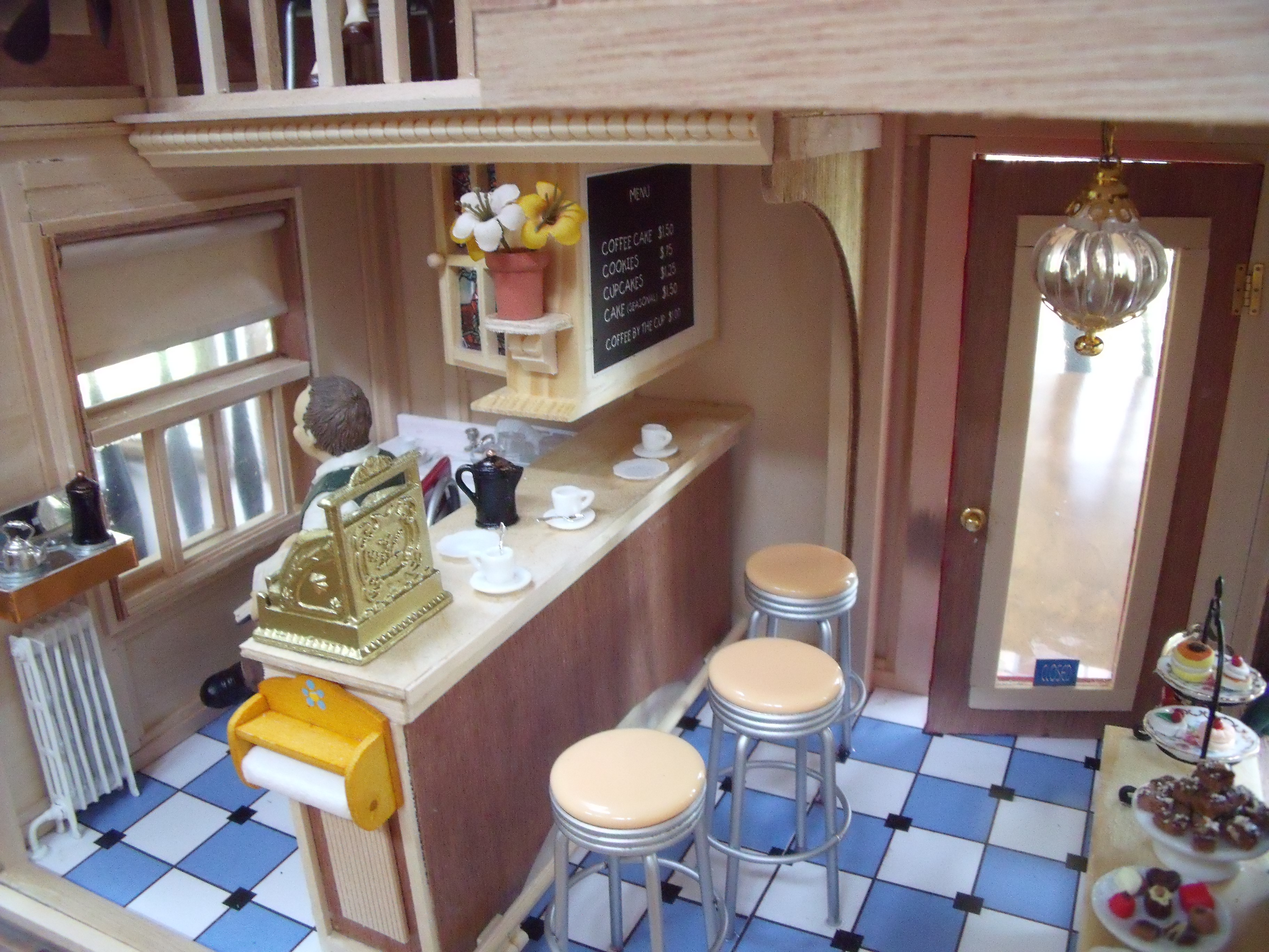 DOLLHOUSES/COFFEE10.jpg