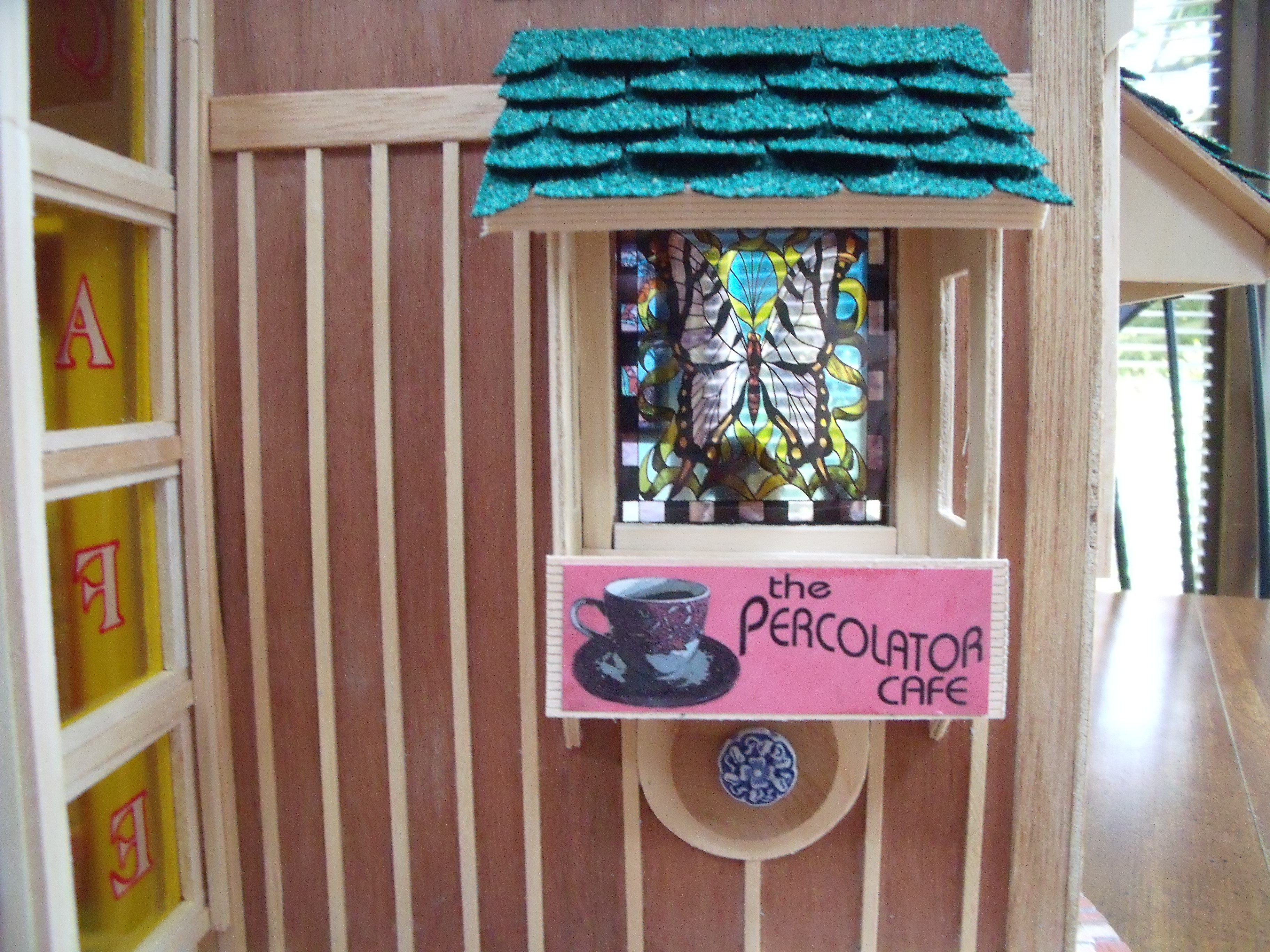 DOLLHOUSES/COFFEE10.jpg