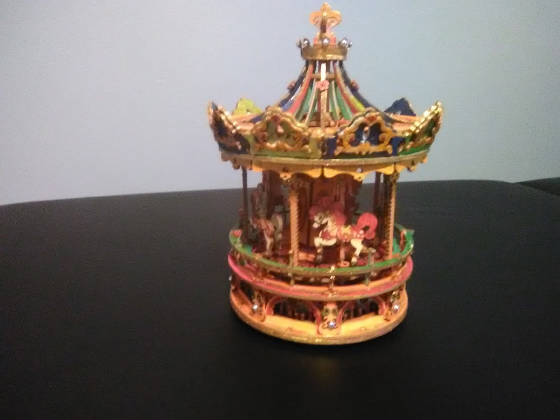 SCULPTURE/care4.jpg