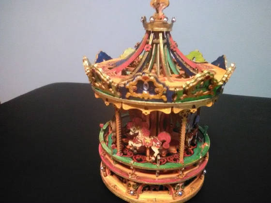 SCULPTURE/care4.jpg